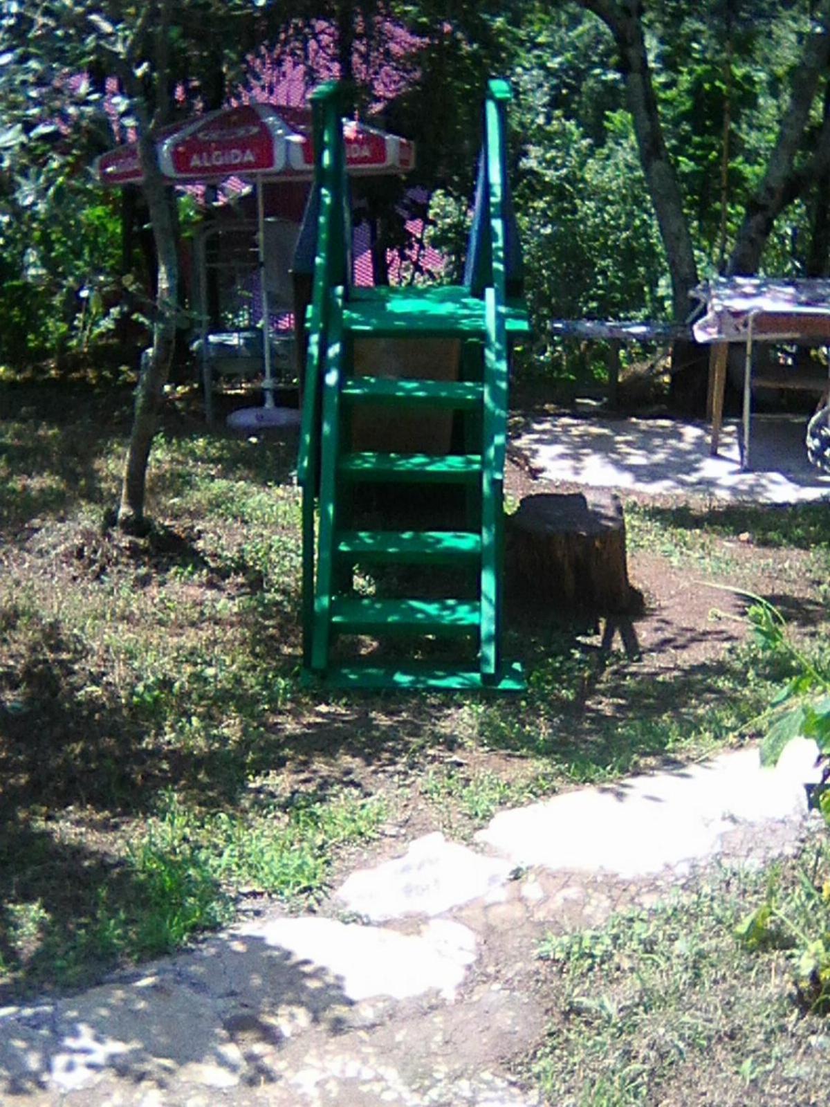Villa Tengiz Chakvistavi 외부 사진